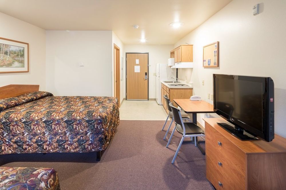 Extended Stay America Select Suites - Pensacola - Northeast Ferry Pass Номер фото