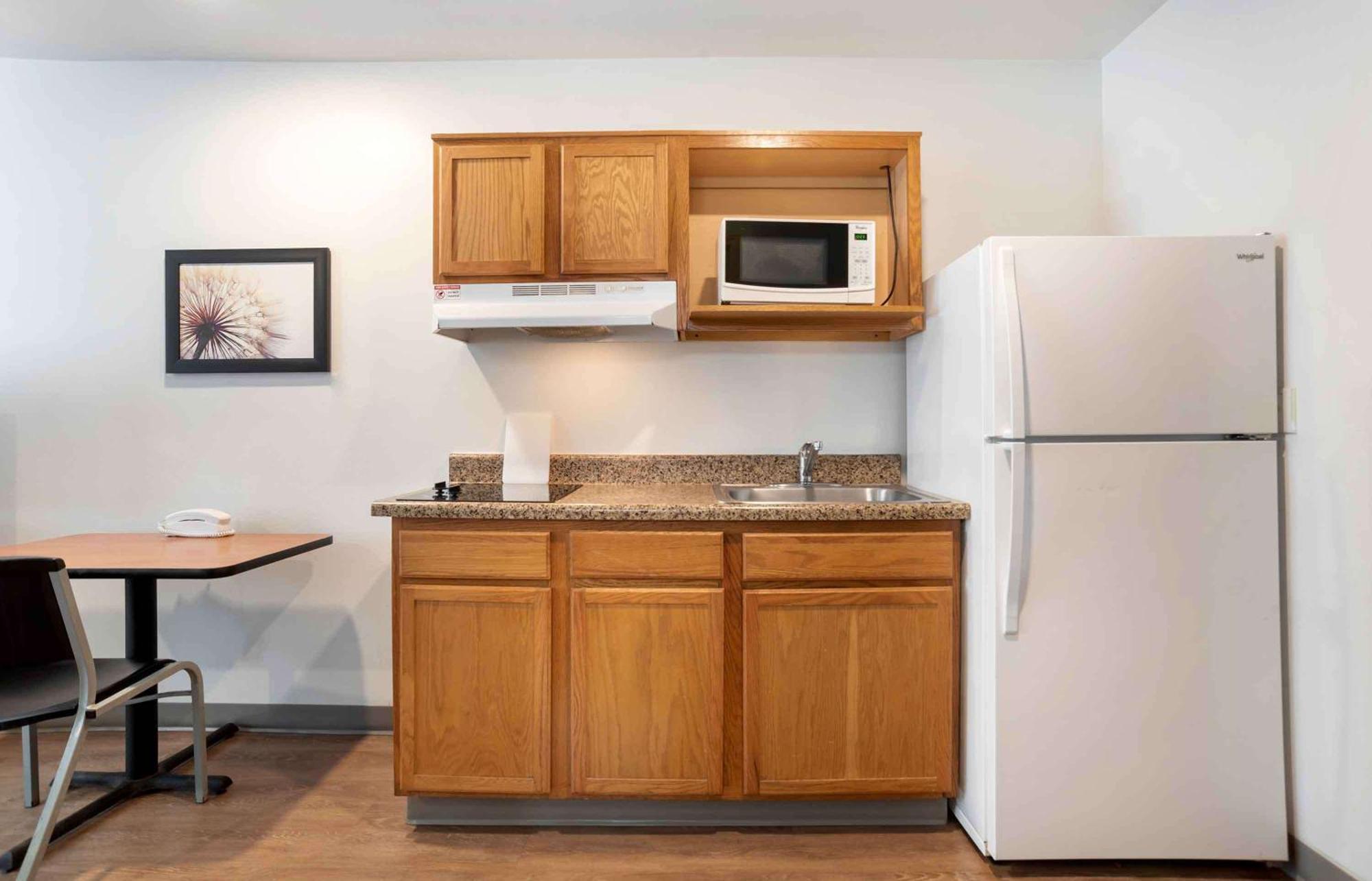 Extended Stay America Select Suites - Pensacola - Northeast Ferry Pass Экстерьер фото