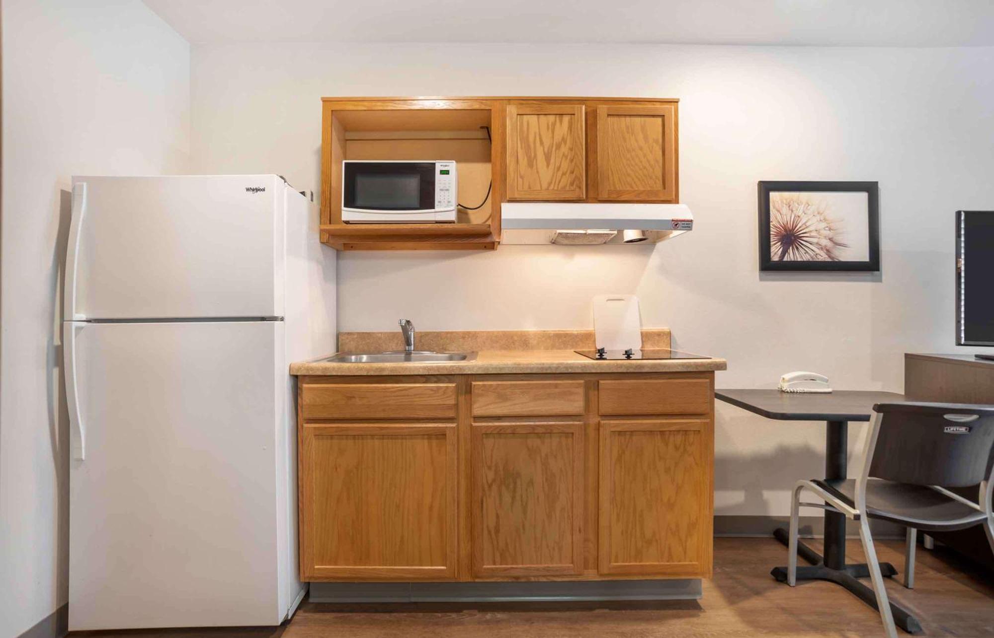 Extended Stay America Select Suites - Pensacola - Northeast Ferry Pass Экстерьер фото