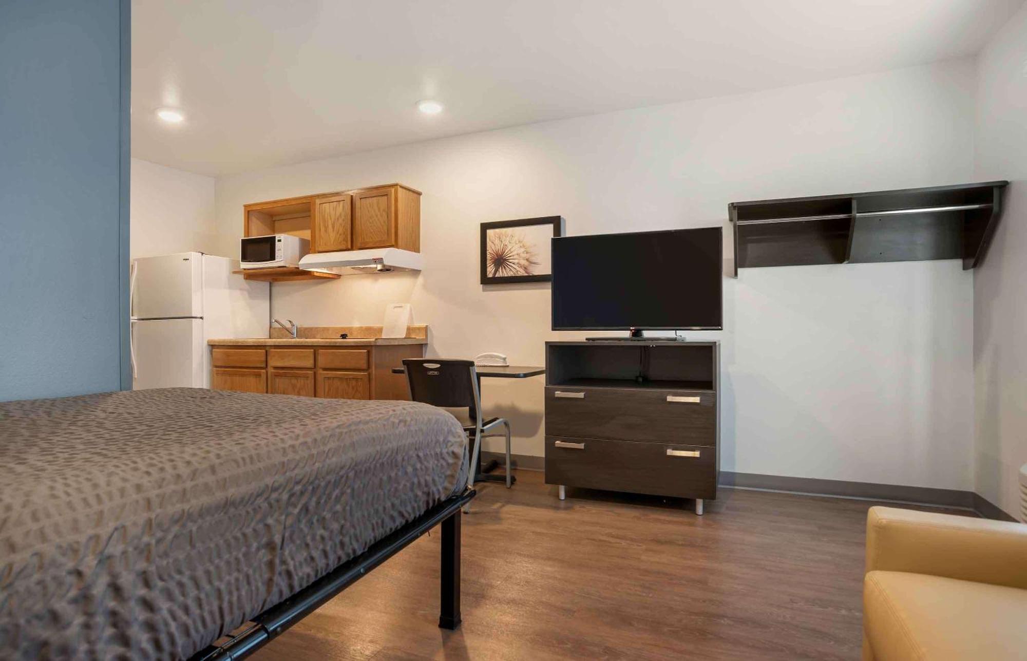 Extended Stay America Select Suites - Pensacola - Northeast Ferry Pass Экстерьер фото
