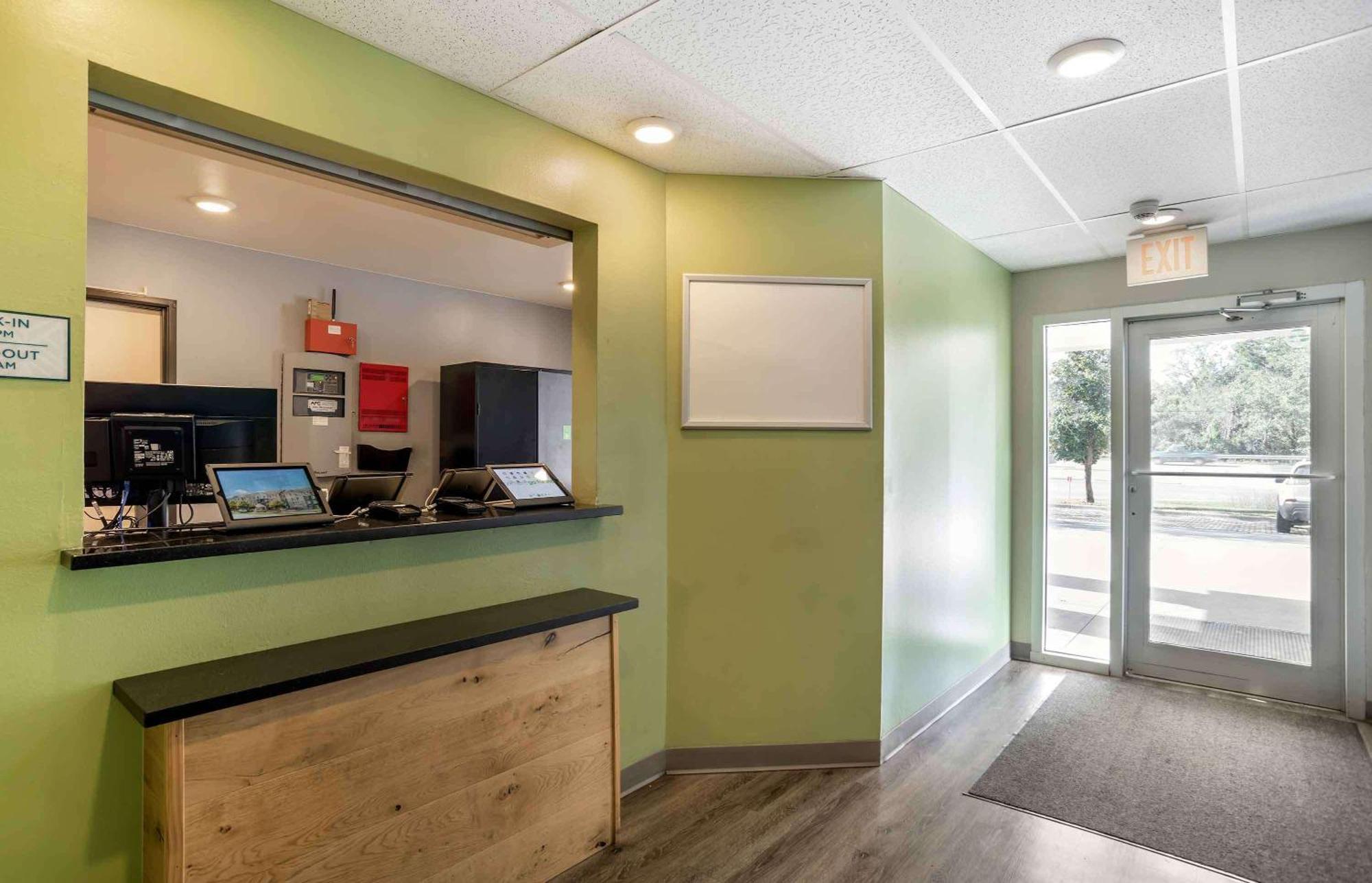 Extended Stay America Select Suites - Pensacola - Northeast Ferry Pass Экстерьер фото