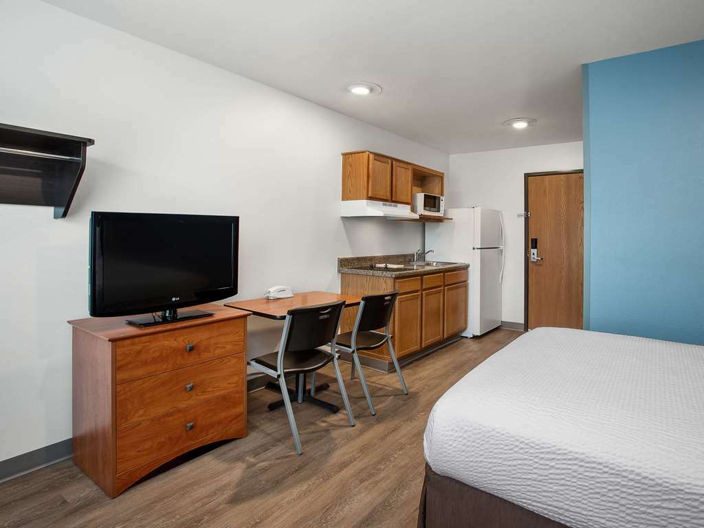 Extended Stay America Select Suites - Pensacola - Northeast Ferry Pass Номер фото
