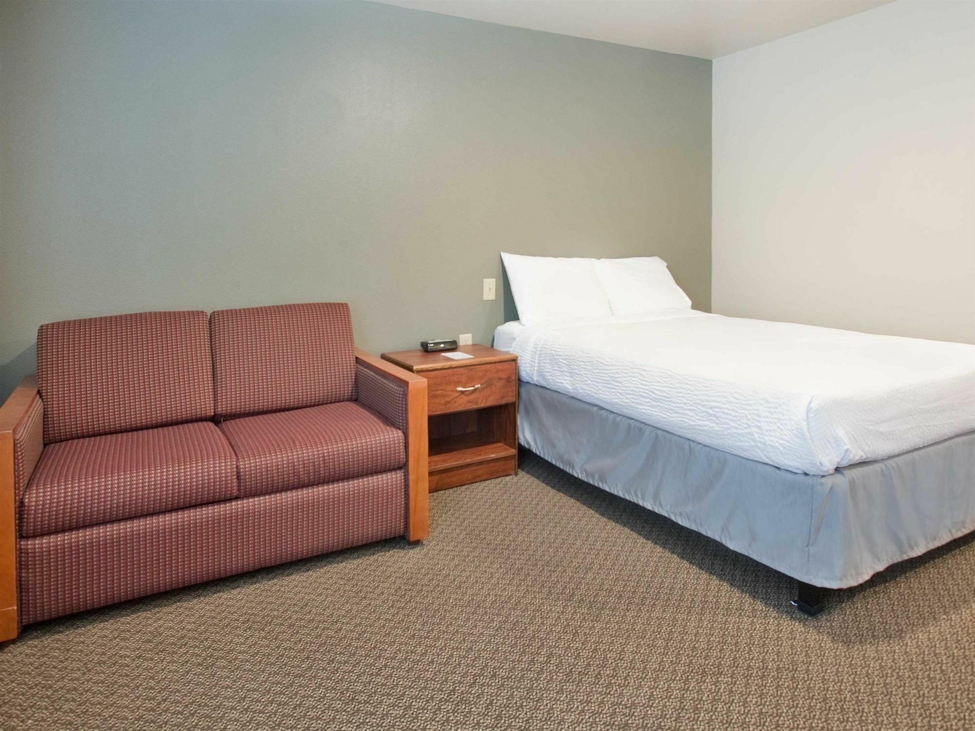 Extended Stay America Select Suites - Pensacola - Northeast Ferry Pass Экстерьер фото