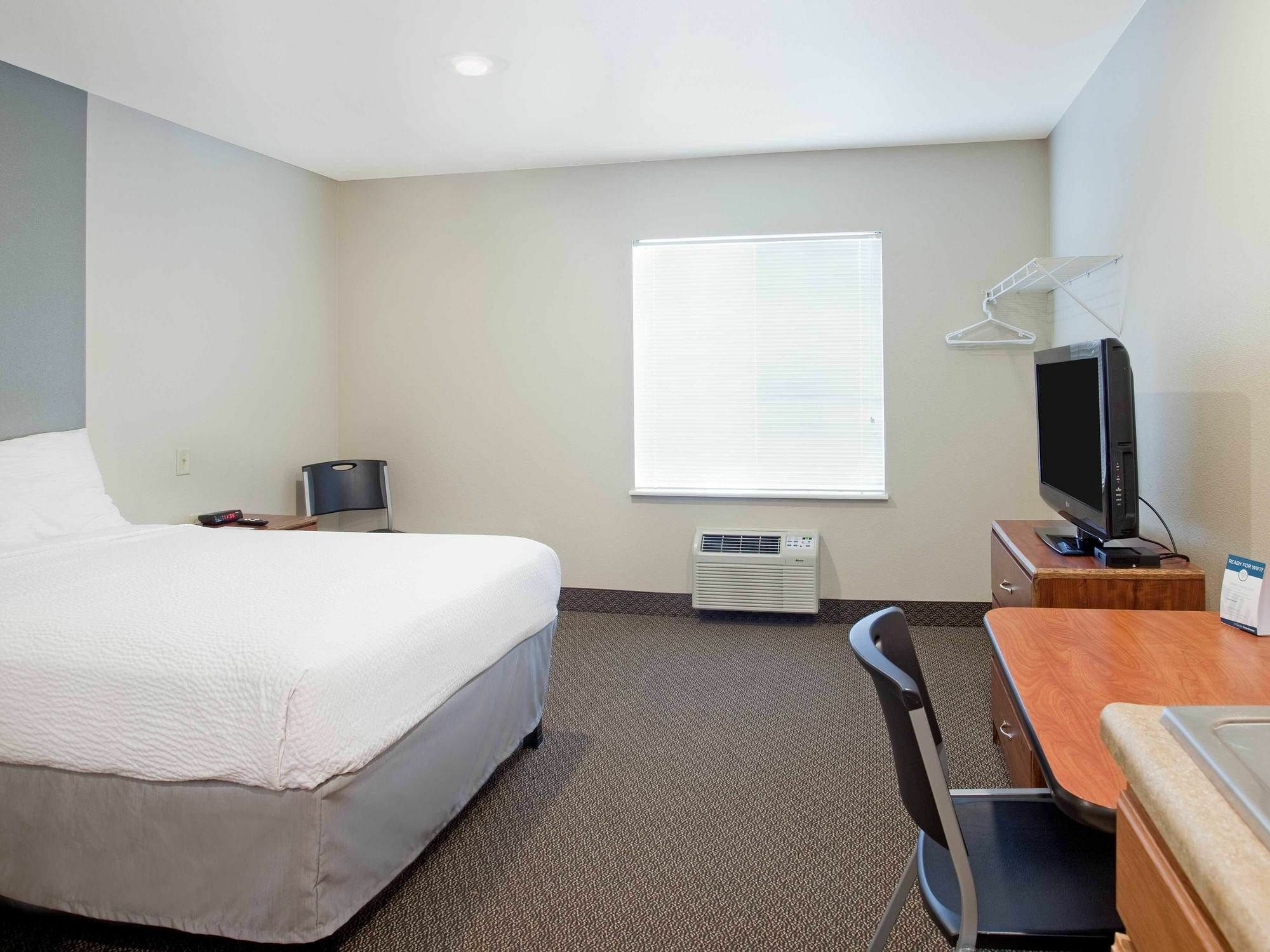 Extended Stay America Select Suites - Pensacola - Northeast Ferry Pass Экстерьер фото